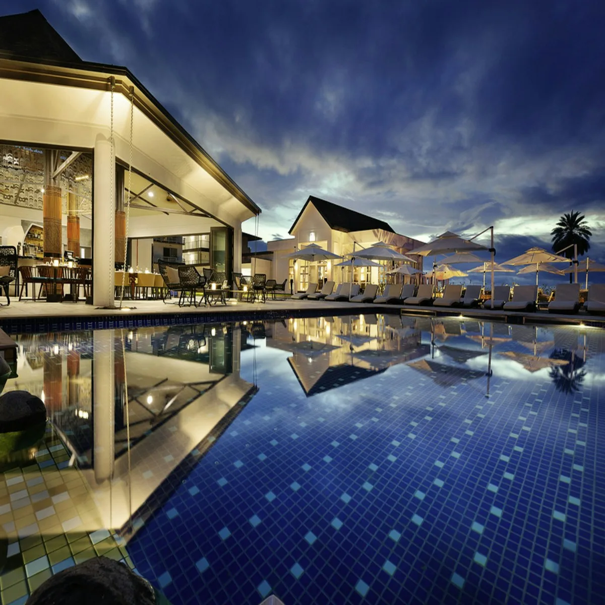 Villa Joglo Heritage dengan Kolam Renang Tangerang Selatan (Ready Stock)